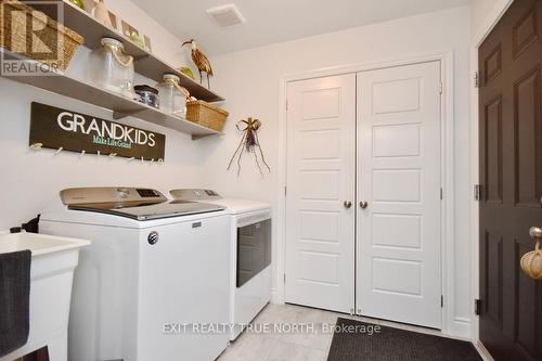 15 Cardinal Crt, Tay, ON - Indoor Photo Showing Laundry Room