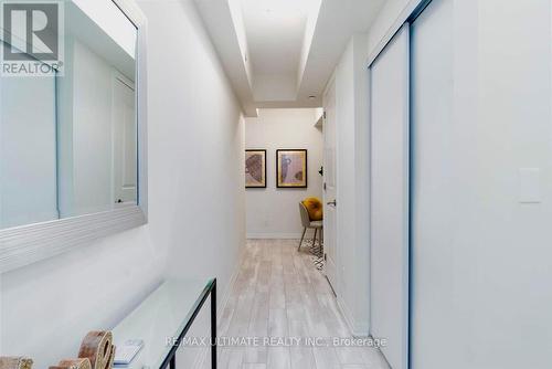 #206 -1630 Queen St E, Toronto, ON - Indoor Photo Showing Other Room