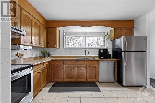 3722 Louiseize Road, Ottawa, ON - Indoor Photo Showing Kitchen With Double Sink