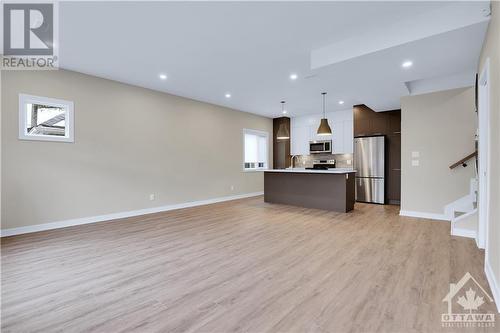 320 Mona Avenue Unit#A, Ottawa, ON - Indoor Photo Showing Other Room