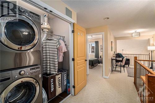 6084 North Bluff Drive, Ottawa, ON - Indoor Photo Showing Laundry Room