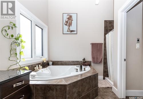 210 3Rd Avenue S, Hepburn, SK - Indoor Photo Showing Bathroom