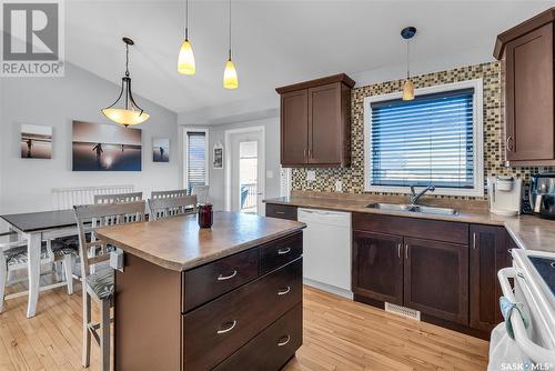 304 Nicklaus Drive, Warman, SK - Indoor Photo Showing Kitchen With Double Sink