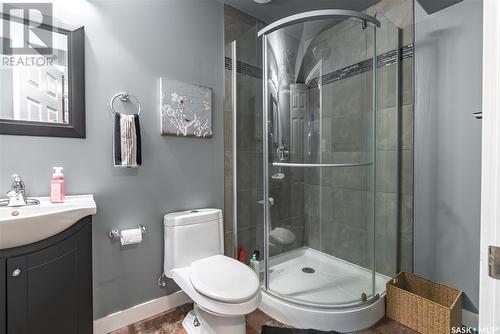 304 Nicklaus Drive, Warman, SK - Indoor Photo Showing Bathroom