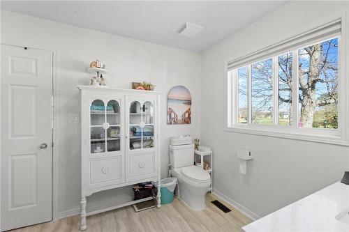 296 South Cayuga Road, Dunnville, ON - Indoor Photo Showing Laundry Room