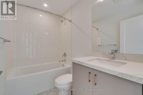 19 Grange Ave, Toronto, ON - Indoor Photo Showing Bathroom
