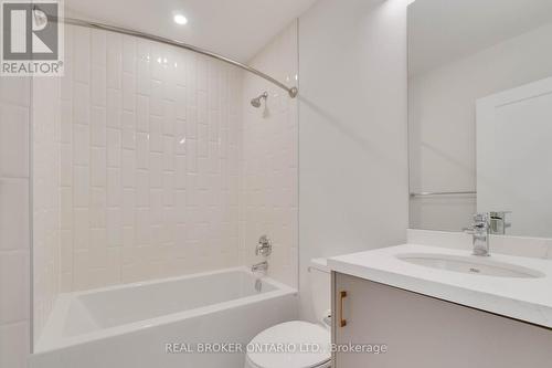 19 Grange Ave, Toronto, ON - Indoor Photo Showing Bathroom