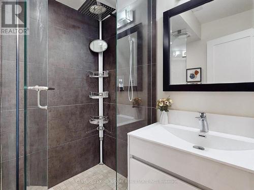 22 Coreydale Crt, Toronto, ON - Indoor Photo Showing Bathroom