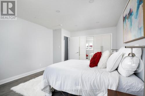 Upper - 25 Twinberry Crescent, Vaughan, ON - Indoor Photo Showing Bedroom