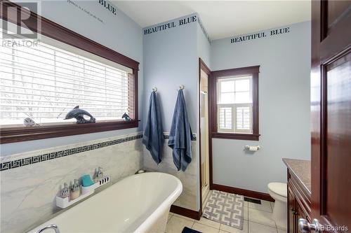 1256 Main Street, Hampton, NB - Indoor Photo Showing Bathroom