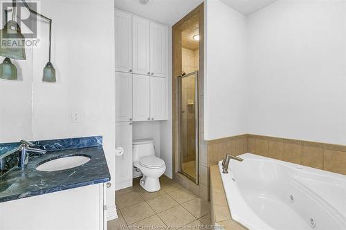 1225 Riverside Drive West Unit# 303, Windsor, ON - Indoor Photo Showing Bathroom