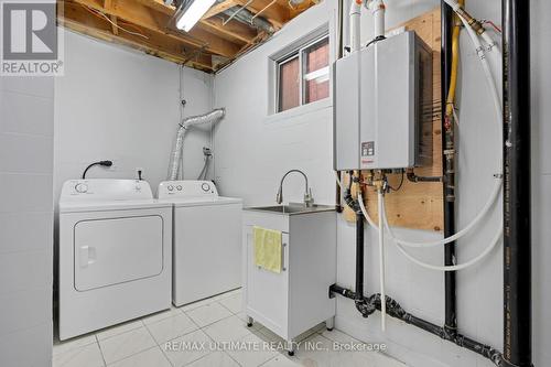 #Lower -25 Twinberry Cres, Vaughan, ON - Indoor Photo Showing Laundry Room