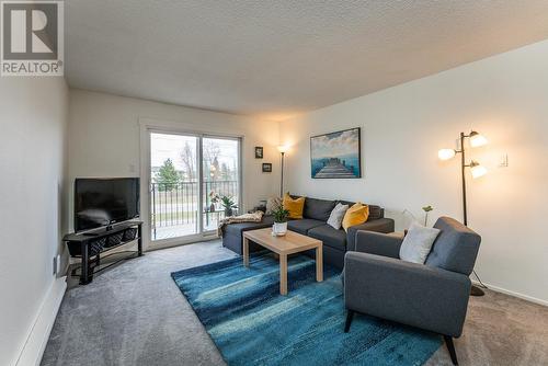 306 3777 Massey Drive, Prince George, BC - Indoor Photo Showing Living Room