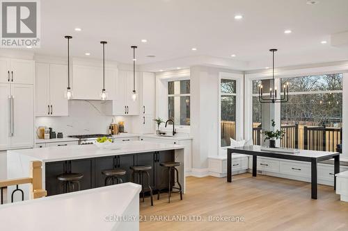 26 Matane Crt, Toronto, ON - Indoor Photo Showing Kitchen With Upgraded Kitchen