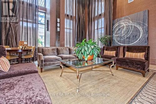 #1408 -385 Prince Of Wales Dr, Mississauga, ON - Indoor Photo Showing Living Room