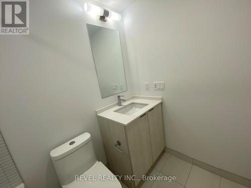 1217 - 1 Jarvis Street, Hamilton, ON - Indoor Photo Showing Bathroom