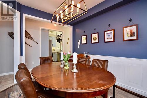 93 Monarchy St, Barrie, ON - Indoor Photo Showing Dining Room
