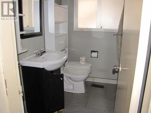 1238 Lakeview Crescent, Williams Lake, BC - Indoor Photo Showing Bathroom