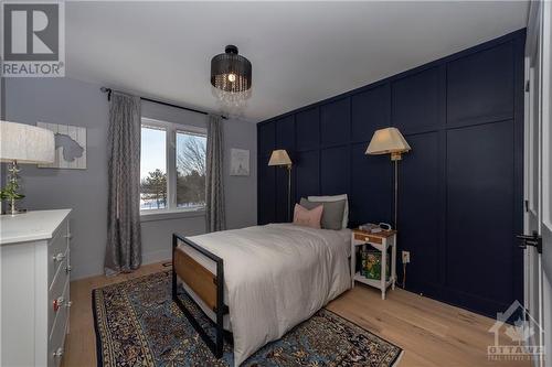 8340 Bank Street, Metcalfe, ON - Indoor Photo Showing Bedroom