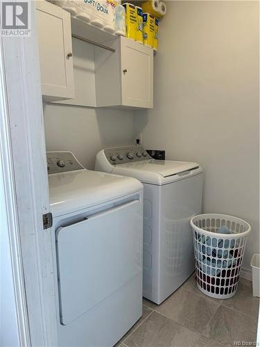 229 Rue  Emile, Beresford, NB - Indoor Photo Showing Laundry Room