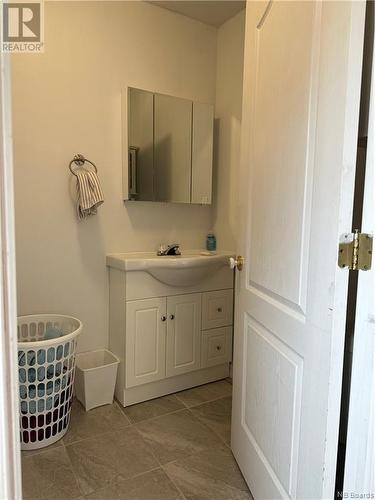 229 Rue  Emile, Beresford, NB - Indoor Photo Showing Bathroom