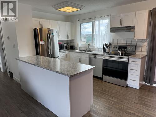 97 Centennial Drive, Mackenzie, BC - Indoor Photo Showing Kitchen With Double Sink