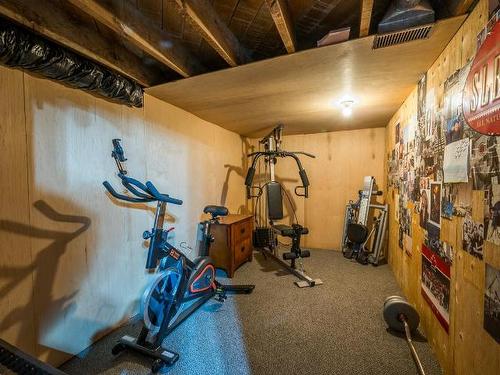 839 St Paul Street, Kamloops, BC - Indoor Photo Showing Gym Room