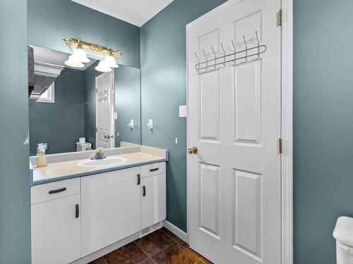 20-1749 Menzies Street, Merritt, BC - Indoor Photo Showing Bathroom
