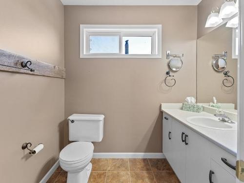 20-1749 Menzies Street, Merritt, BC - Indoor Photo Showing Bathroom