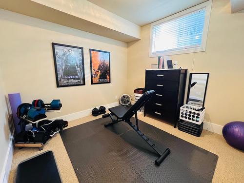 331 Forest Crowne Terrace, Kimberley, BC - Indoor Photo Showing Gym Room