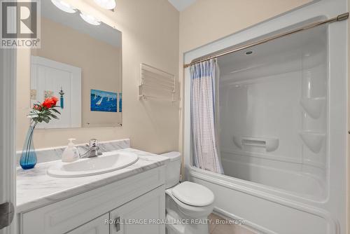 54 Jasper Avenue, Prince Edward County (Picton), ON - Indoor Photo Showing Bathroom