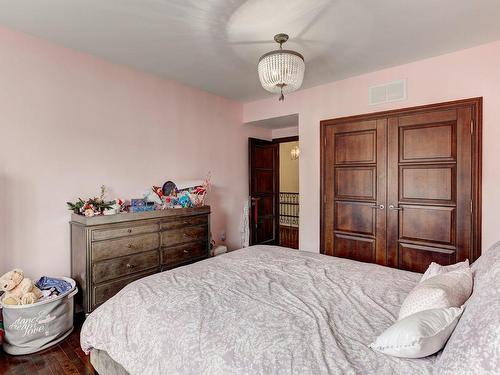 Chambre Ã Â coucher - 16 Av. Highfield, Mont-Royal, QC - Indoor Photo Showing Bedroom