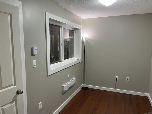 138 Arbutus Cres, Ladysmith, BC - Indoor Photo Showing Bathroom