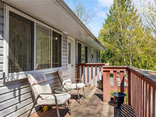 1200 Winning Way, Whiskey Creek, BC - Outdoor With Deck Patio Veranda With Exterior