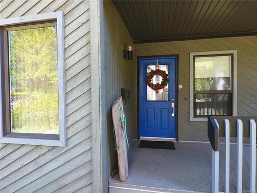 8803 Portland Pl, North Saanich, BC - Outdoor With Deck Patio Veranda With Exterior