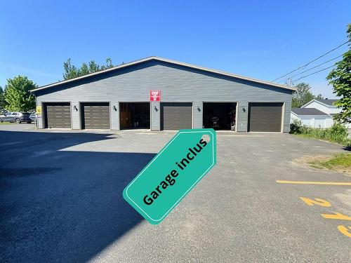 Garage - 314-680 Rue St-Alphonse S., Thetford Mines, QC - Outdoor