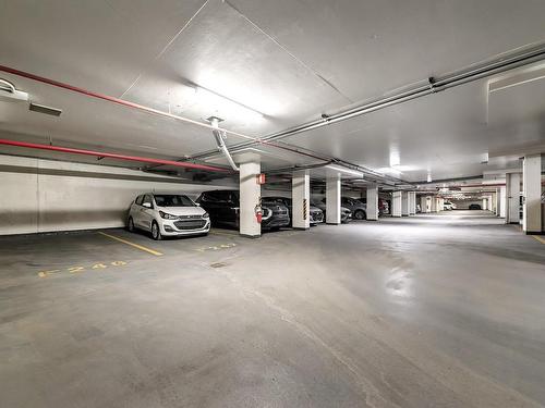 Parking - 6G-1200 Boul. De Maisonneuve O., Montréal (Ville-Marie), QC - Indoor Photo Showing Garage