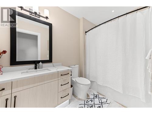 110 Ellis Street Unit# 201, Penticton, BC - Indoor Photo Showing Bathroom