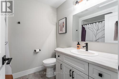 4 - 744 Nelson Street W, Norfolk, ON - Indoor Photo Showing Bathroom