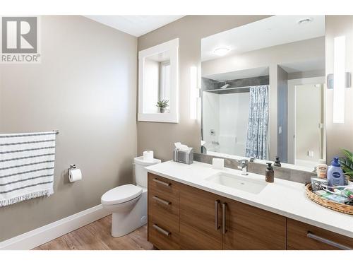 1504 Marble Ledge Drive, Lake Country, BC - Indoor Photo Showing Bathroom