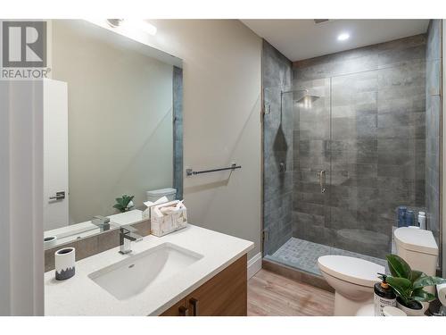 1504 Marble Ledge Drive, Lake Country, BC - Indoor Photo Showing Bathroom