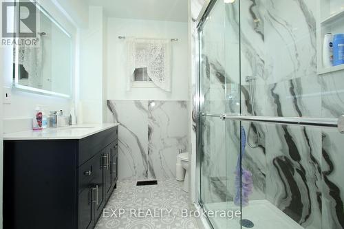 221 Church Street, Toronto, ON - Indoor Photo Showing Bathroom