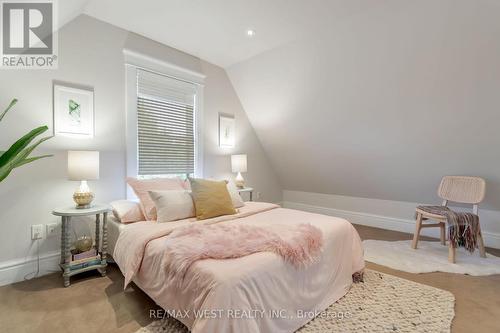 110 Marion St, Toronto, ON - Indoor Photo Showing Bedroom