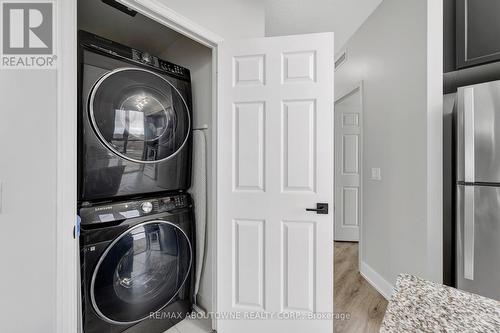 #1516 -339 Rathburn Rd W, Mississauga, ON - Indoor Photo Showing Laundry Room