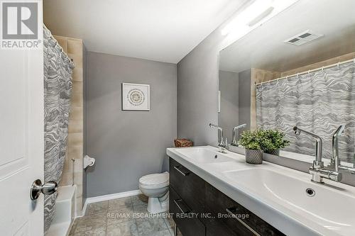 #501 -1270 Maple Crossing Blvd, Burlington, ON - Indoor Photo Showing Bathroom