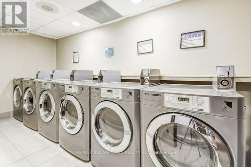 #501 -1270 Maple Crossing Blvd, Burlington, ON - Indoor Photo Showing Laundry Room