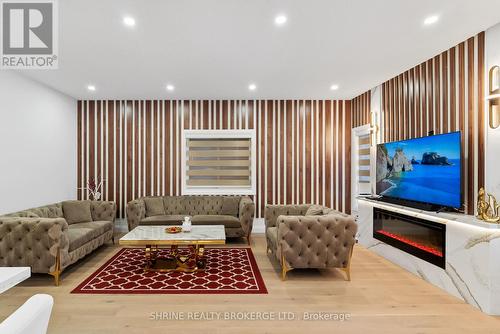 2637 Boblink Lane, London, ON - Indoor Photo Showing Living Room