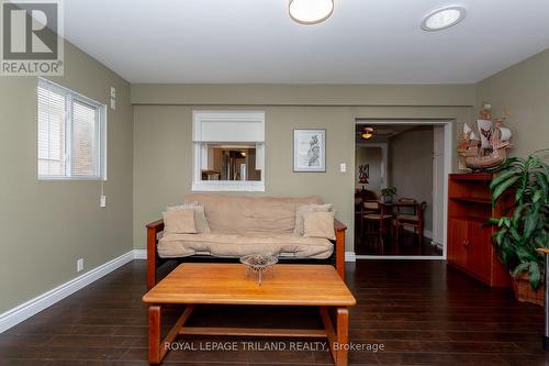 488 Alston Rd, London, ON - Indoor Photo Showing Living Room