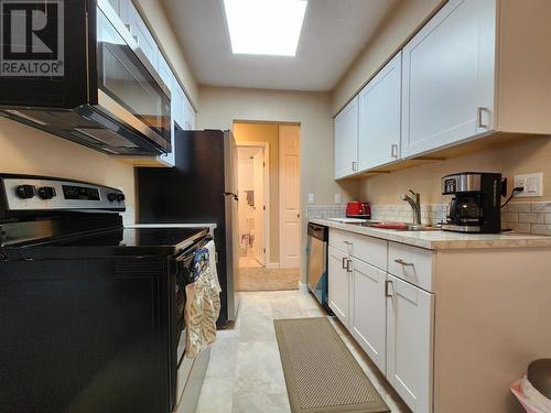308 1654 10Th Avenue, Prince George, BC - Indoor Photo Showing Kitchen