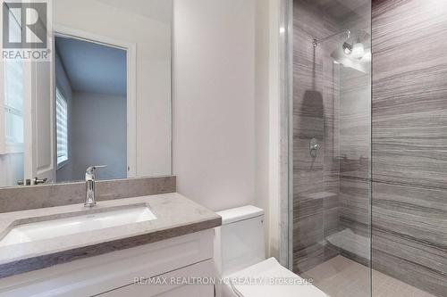 116 Lady Jessica Dr, Vaughan, ON - Indoor Photo Showing Bathroom